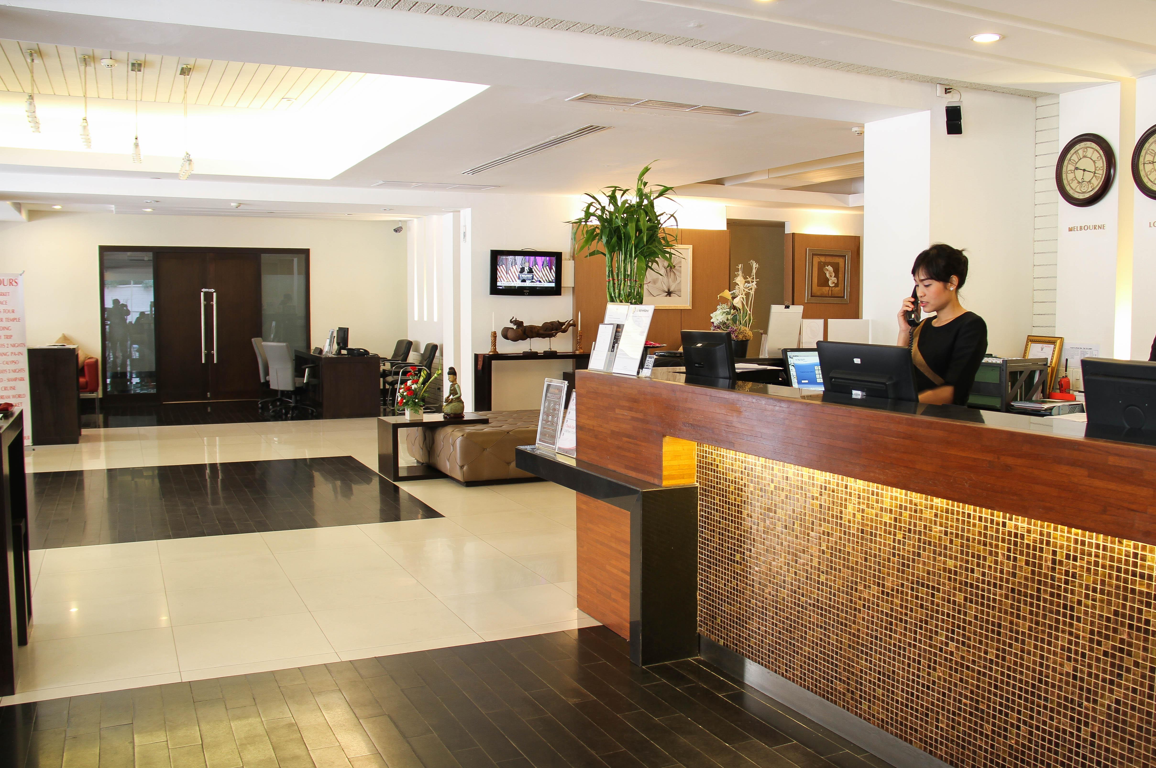 Khách sạn Furamaxclusive Sathorn, Bangkok